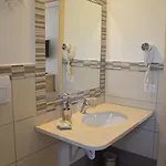 Pensión Guest 4*
