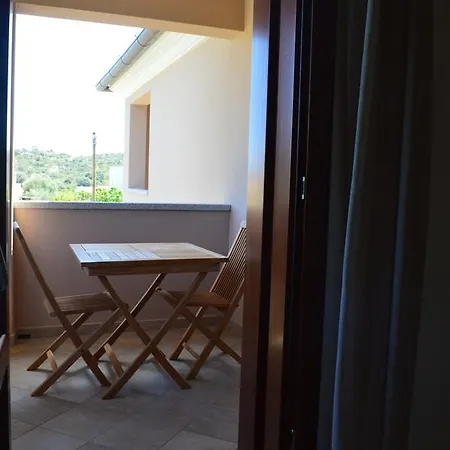 Guest Πανσιόν 3*